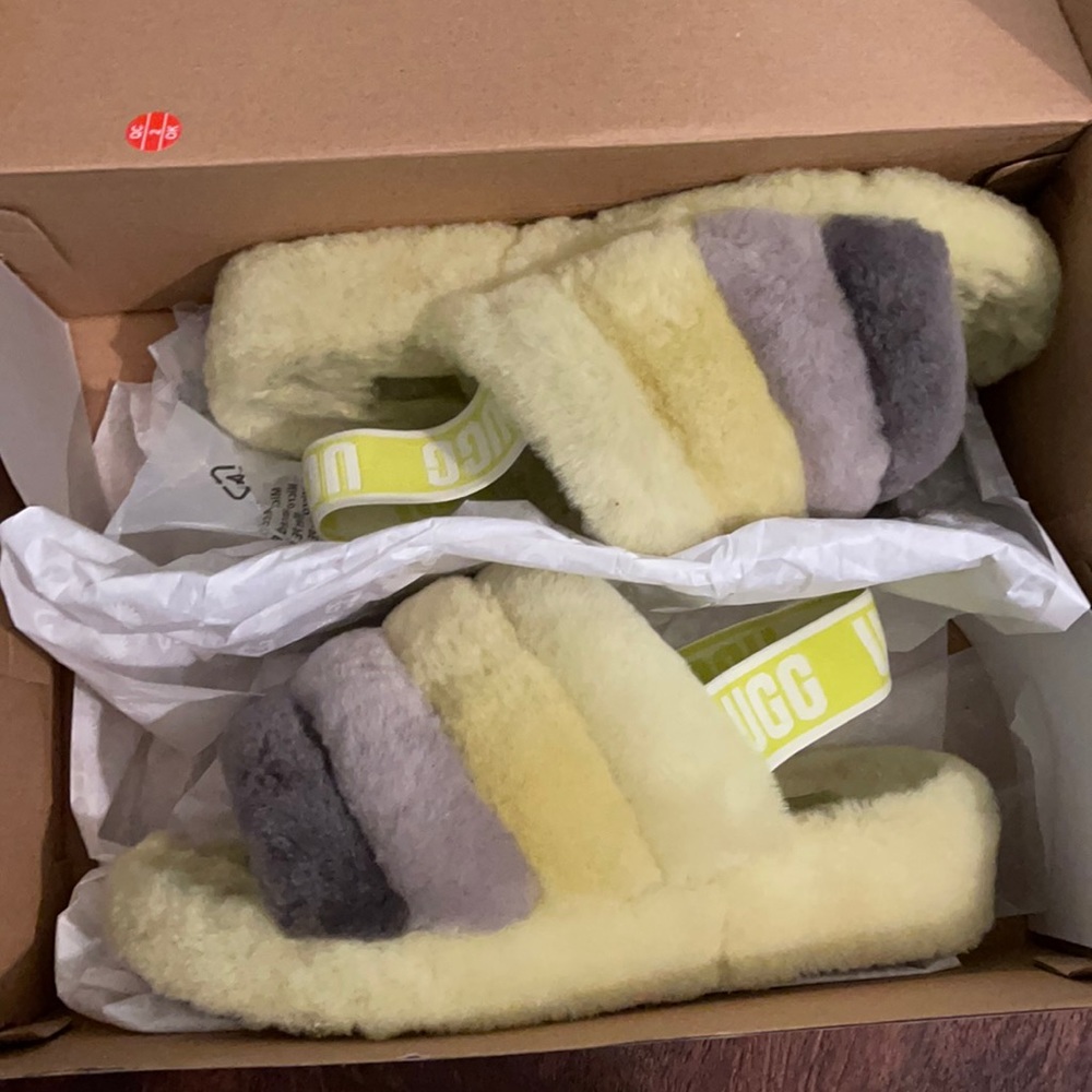 Ugh Slippers size 7
